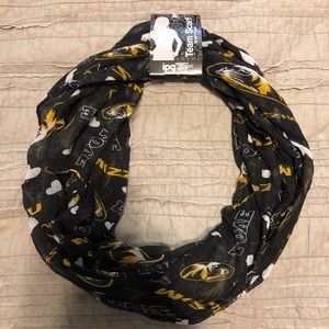 Mizzou infinity scarf
